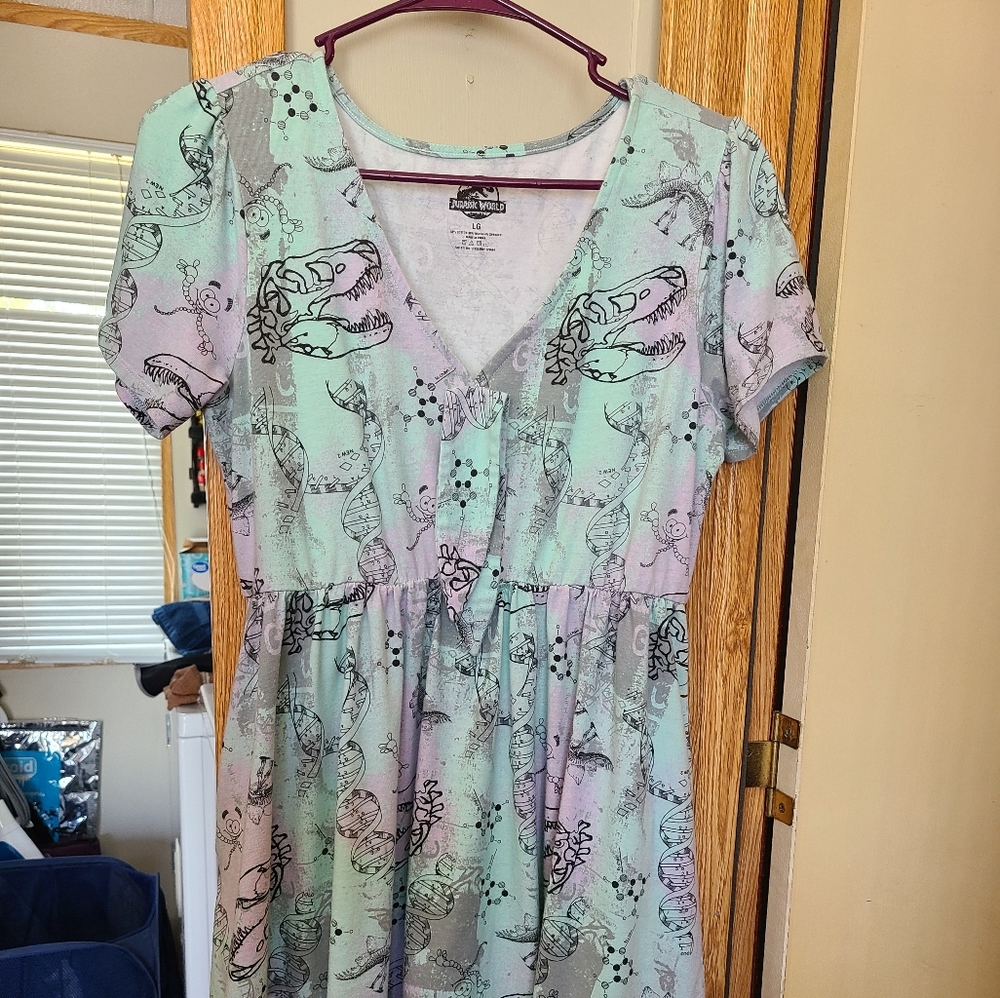 Hot topic Jurassic world dress